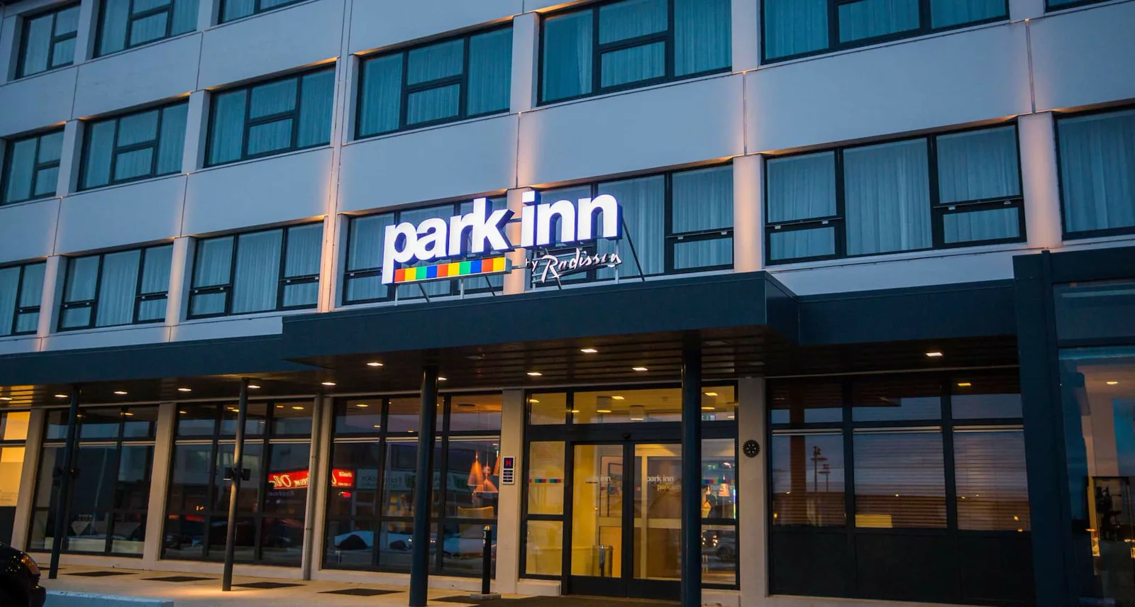 Park Inn by Radisson Reykjavik Keflavík Airport 官方外觀實景